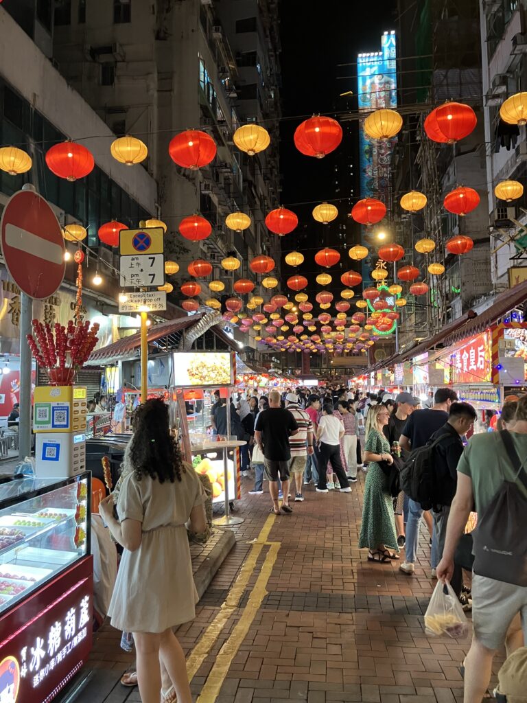 香港
廟街夜市
Temple Street Night Market
屋台
九龍地区