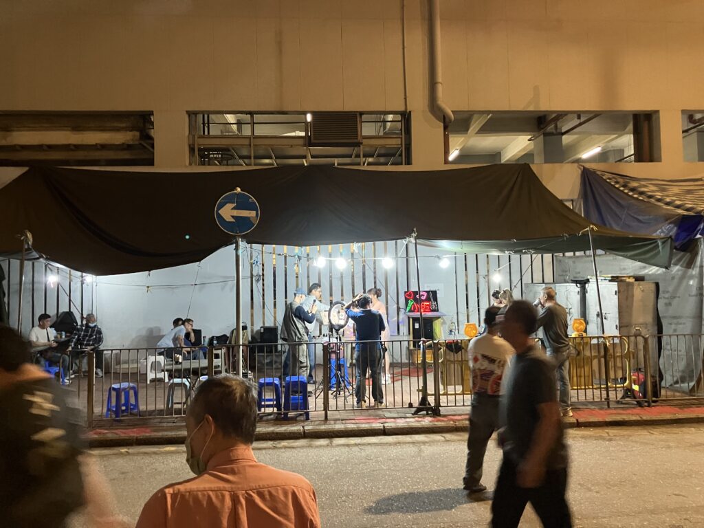 香港
九龍地区
油麻地天后廟
廟街夜市
カラオケ屋台
