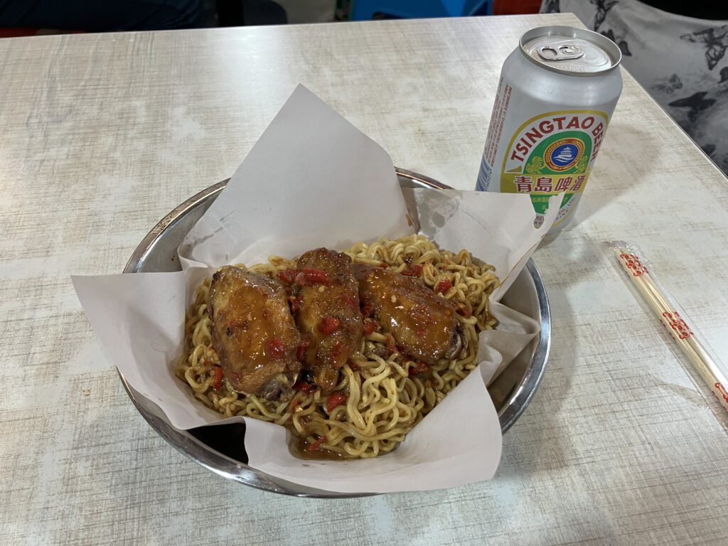 香港
油麻地
廟街夜市
安食堂