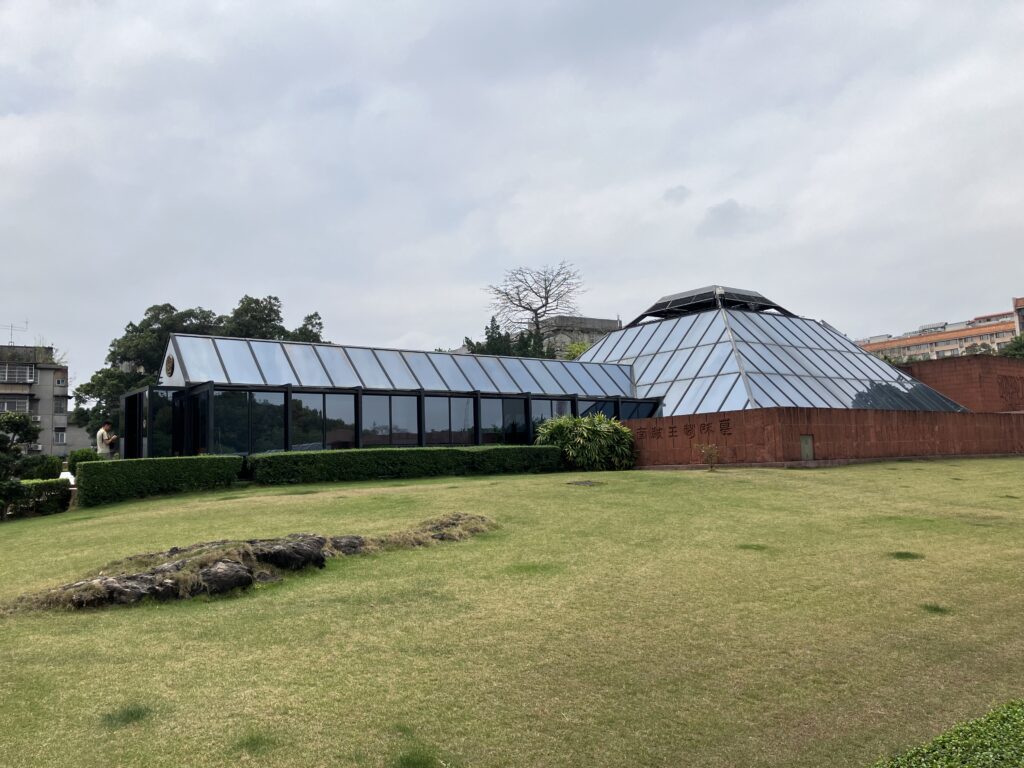 広州
南越王博物院
南越文王墓
遺跡