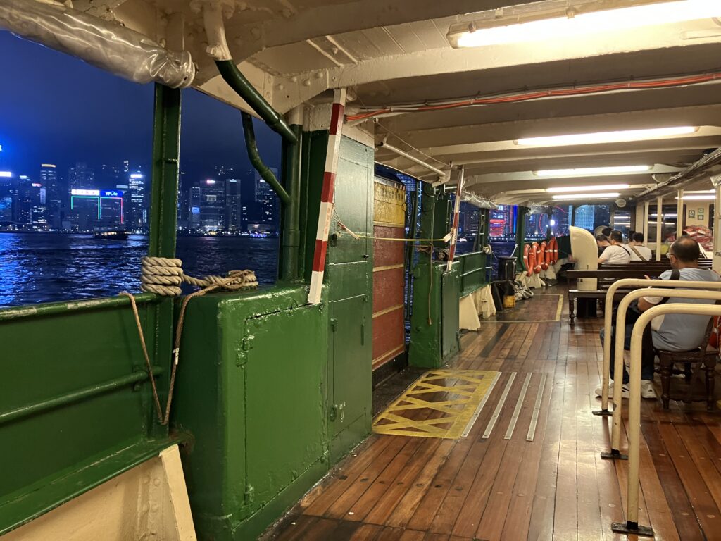 香港
スターフェリー
ビクトリア・ハーバー
夜景



