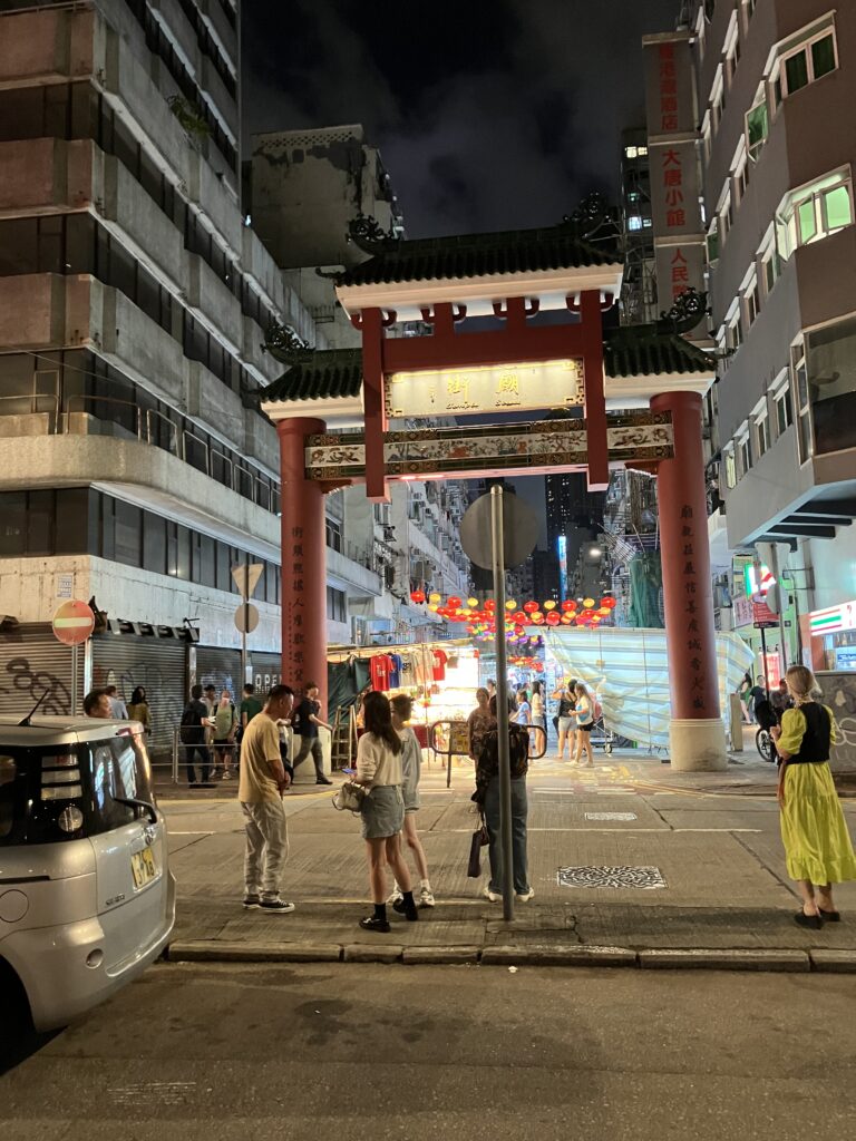 香港 テンプル・ストリート・ナイト・マーケット 廟街夜市 佐敦